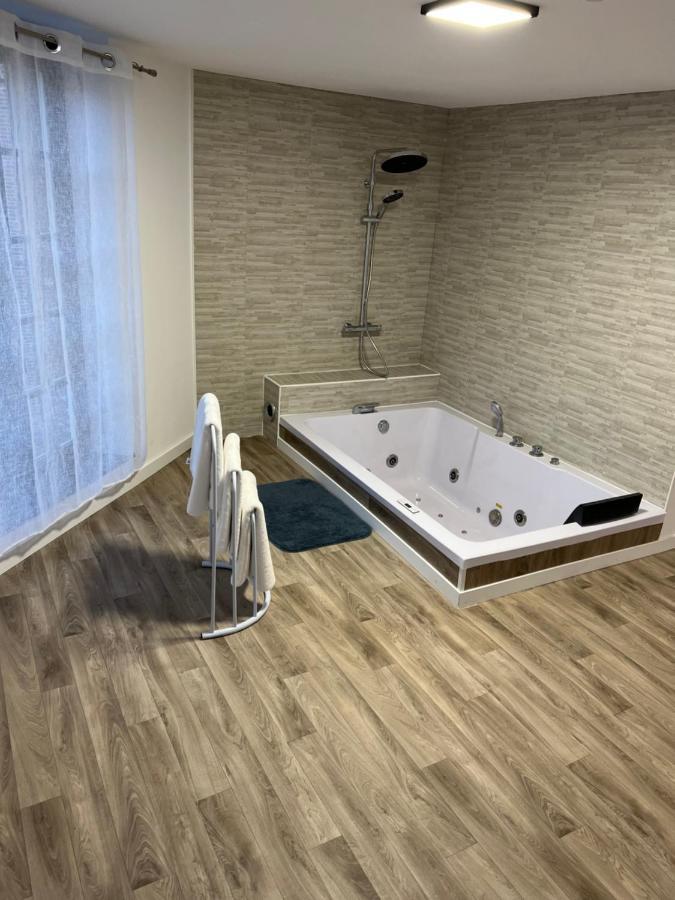 Magnifique Loft 35M2 Jacuzzi Rvb Night 1 Hotell Amiens Exteriör bild