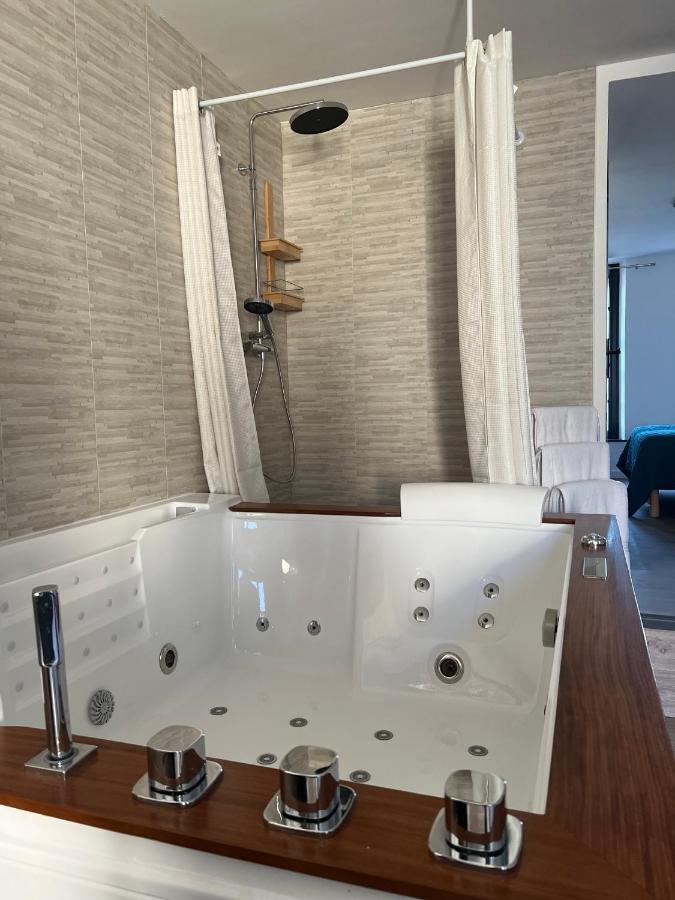 Magnifique Loft 35M2 Jacuzzi Rvb Night 1 Hotell Amiens Exteriör bild