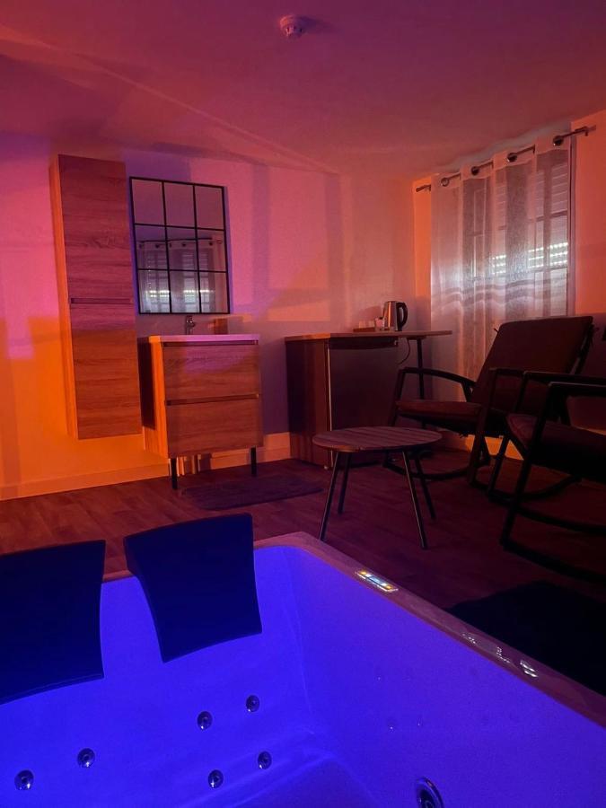 Magnifique Loft 35M2 Jacuzzi Rvb Night 1 Hotell Amiens Exteriör bild